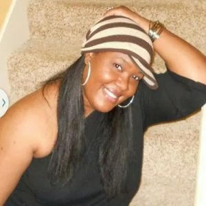 Meet your Posher, Shanique