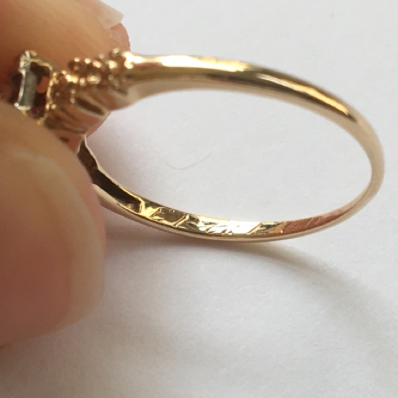 14K Gold 1920s Vintage Diamond Wedding Ring Set - Picture 6 of 8