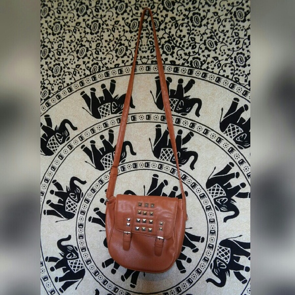 Studded purse - Picture 1 of 1