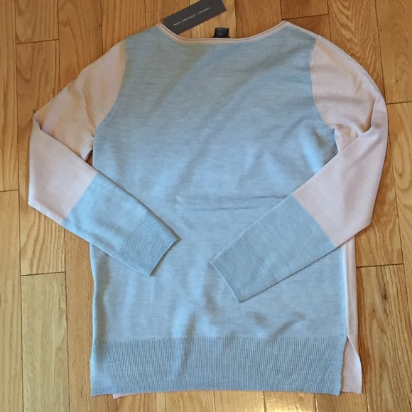 NWT size small 2-toned French Connection sweater - Picture 2 of 4