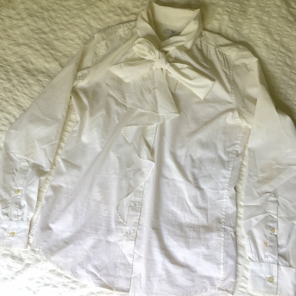 White Gap Button-Down - Picture 2 of 3