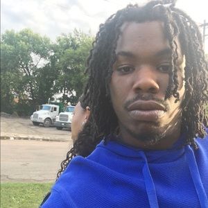 Meet your Posher, Aaron