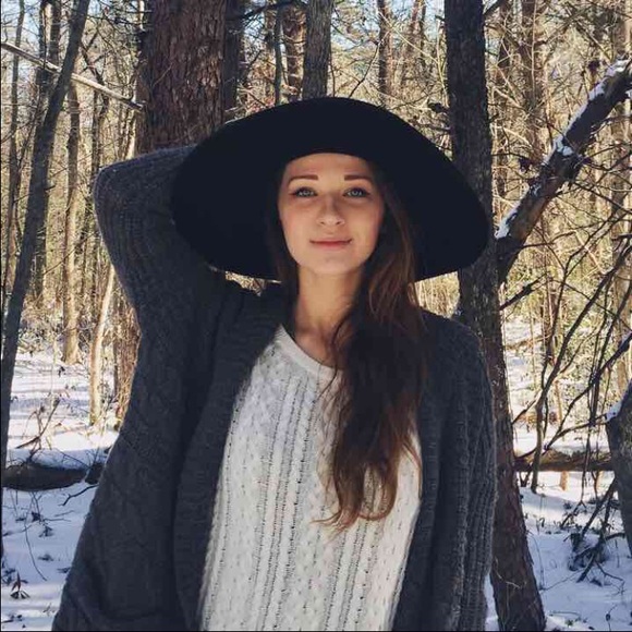 Black wide brim hat