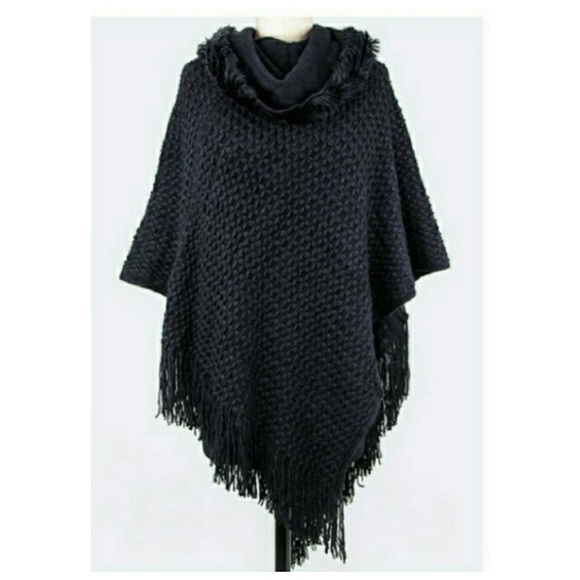 Cowl Neck Hooded Poncho/Cape - Picture 4 of 4