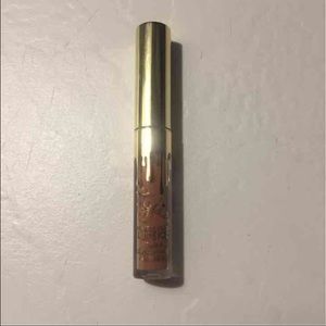 Kylie lipstick |Exposed only|