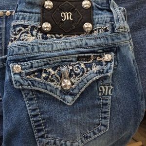 Miss Me Jeans Size 28 Bootcut- Inseam 31