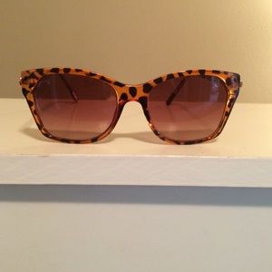 *NEW* J. Crew tortoiseshell sunglasses