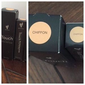 Younique Touch foundation and concealer-Chiffon