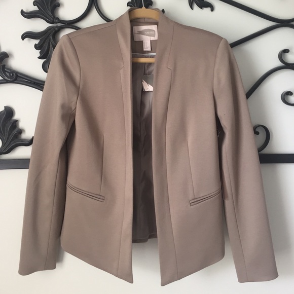Sleek and Casual Khaki Career Jacket NWT - Picture 2 of 3