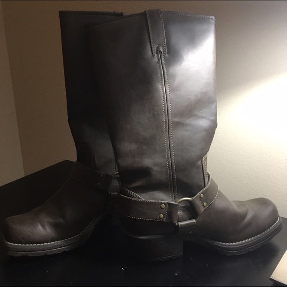 The Moto Boot