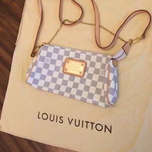 Authentic Louis Vuitton - Eva Clutch Damier