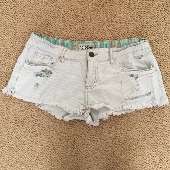 Roxy distressed light wash cutoff Jean shorts