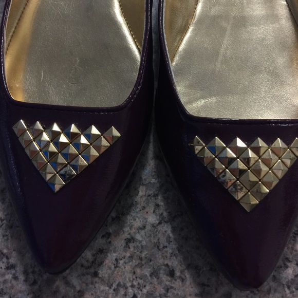Gold and purple ballet flats. - Picture 3 of 4