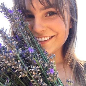 Meet your Posher, Keeley