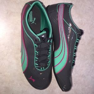 Puma shoes women's size 8