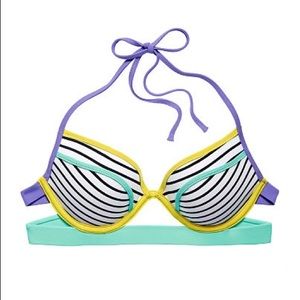 NWOT Victoria's Secret bikini top!
