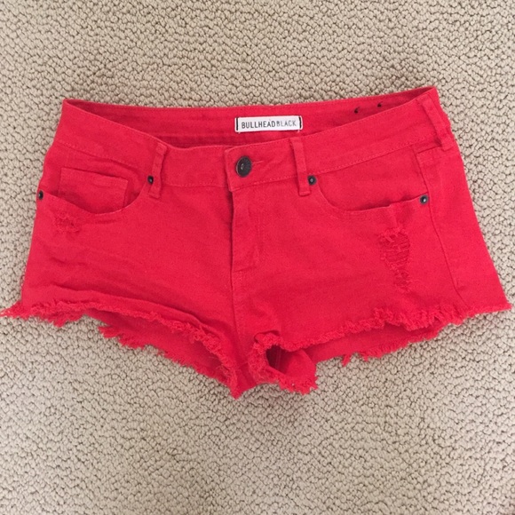 Bullhead black distressed red Jean shorts
