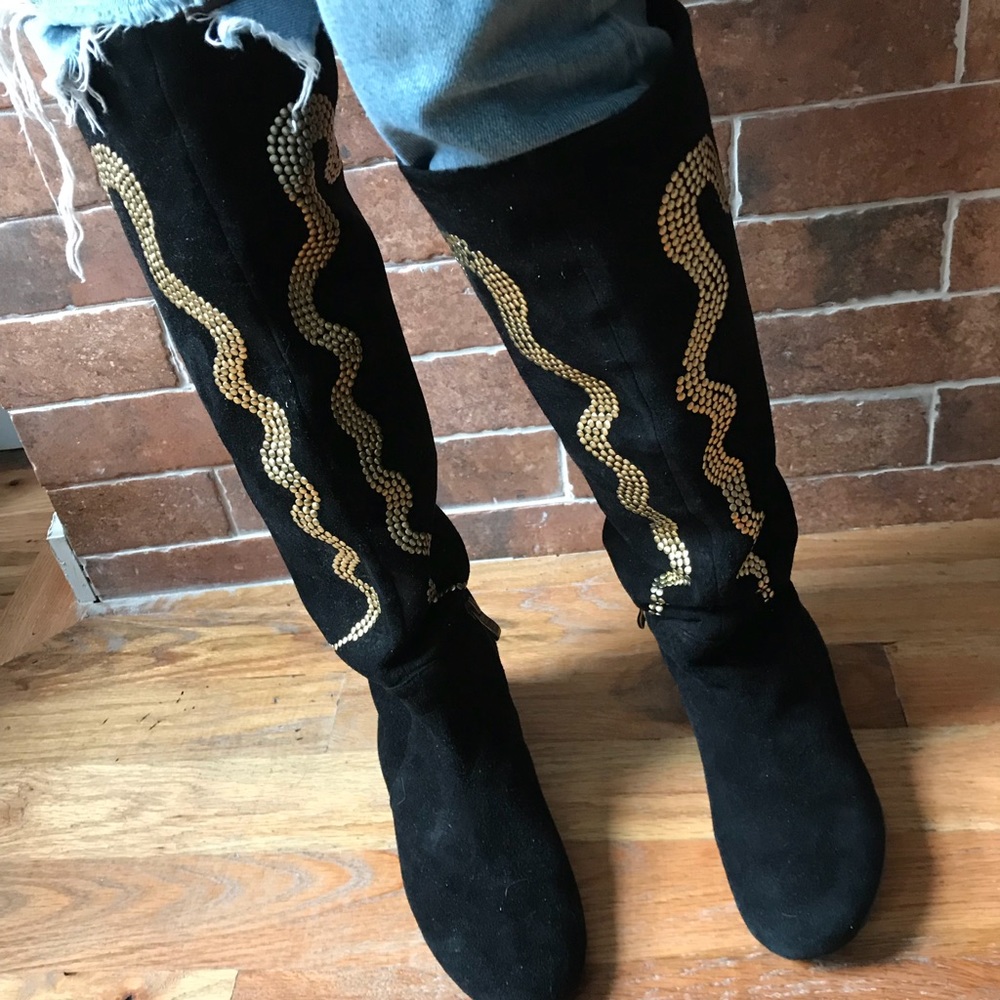 Tall suede leather boot with gold snake detail