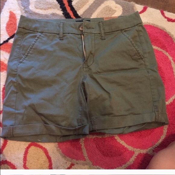AE shorts for Anna size 0 green