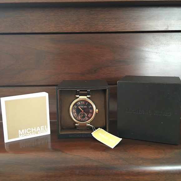 Michael Kors watch - Picture 1 of 1