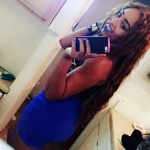 Meet your Posher, Dameca