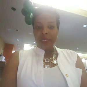 Meet your Posher, Shawnta