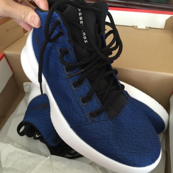 ***SOLD*** Nike shoes
