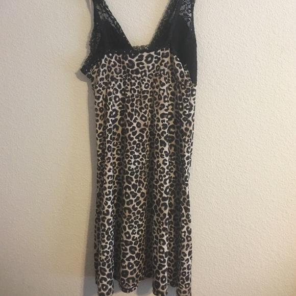 Cute Night Dress - Picture 3 of 3