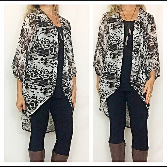 ✨SALE Animal print lightweight cardigan kimono S - Picture 3 of 4