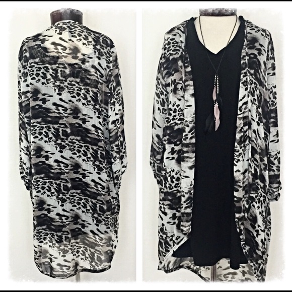 ✨SALE Animal print lightweight cardigan kimono S - Picture 4 of 4
