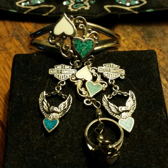 Meet your Posher, Lori - Picture 2 of 2