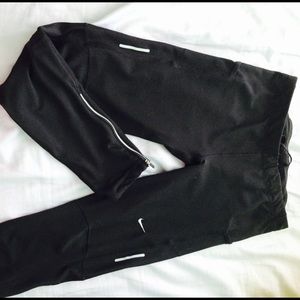 NIKE RUNNING PANTS 🔴OPEN TO OFFERS🔴