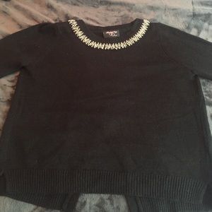 Cute detailed feminine sexy open back sweater👌