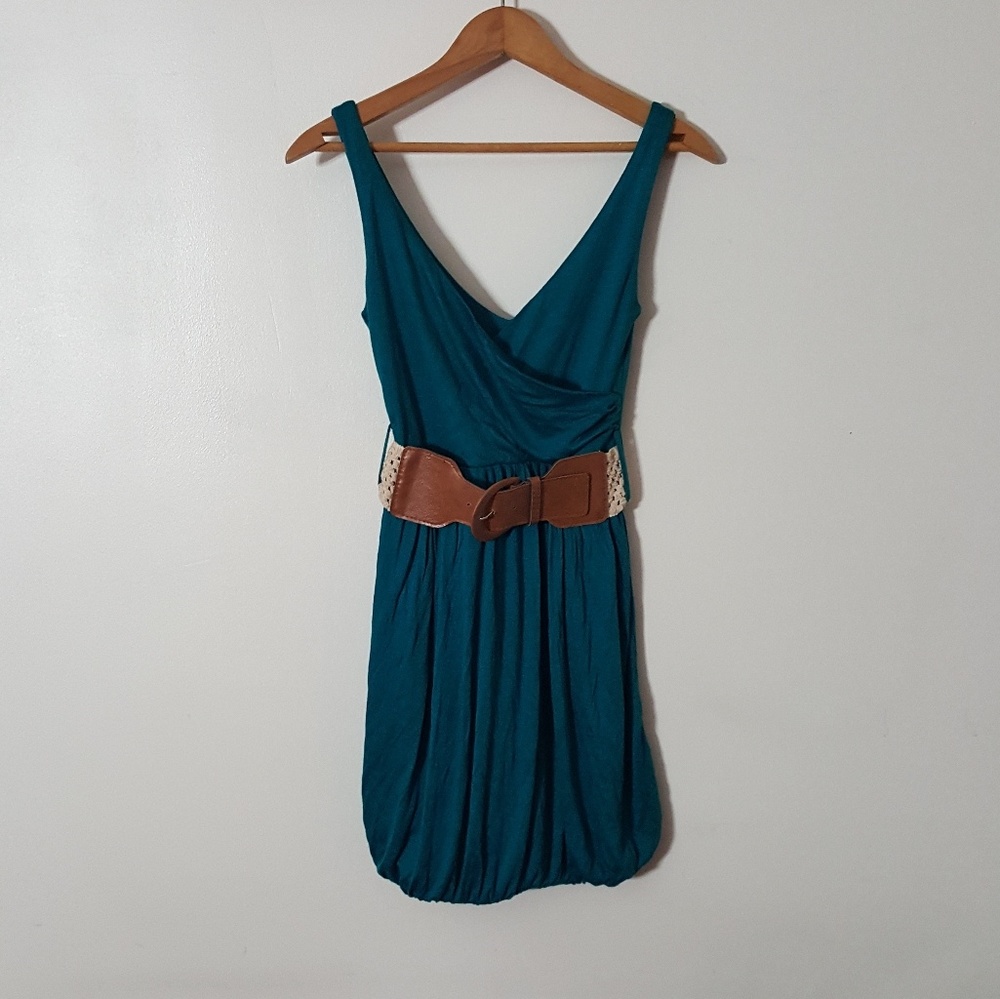|nwot|・wet seal tunic with belt・