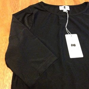 DAINTY JEWELL'S Black athletic shirt NWT
