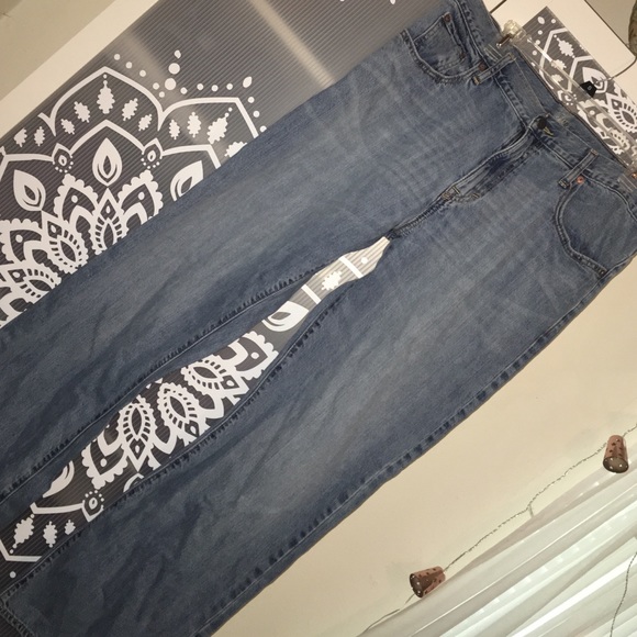 Jeans