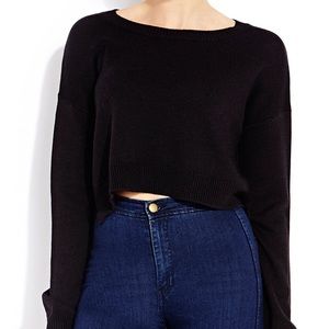 Black knit crop top