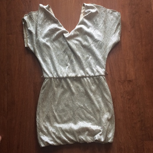 Metallic champagne gold cold shoulder dress - Picture 1 of 5