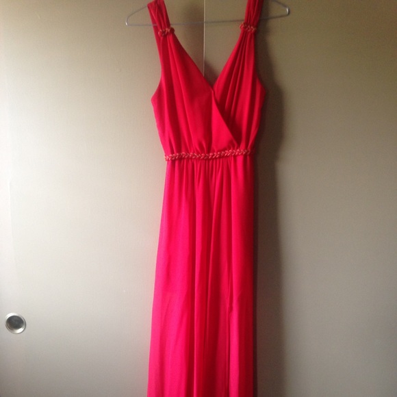 Long red dress - Picture 1 of 2