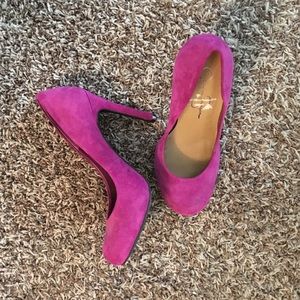 Jessica Simpson heels