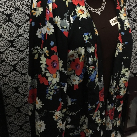Cardigan - Picture 2 of 3