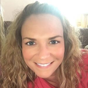 Meet your Posher, Robyn