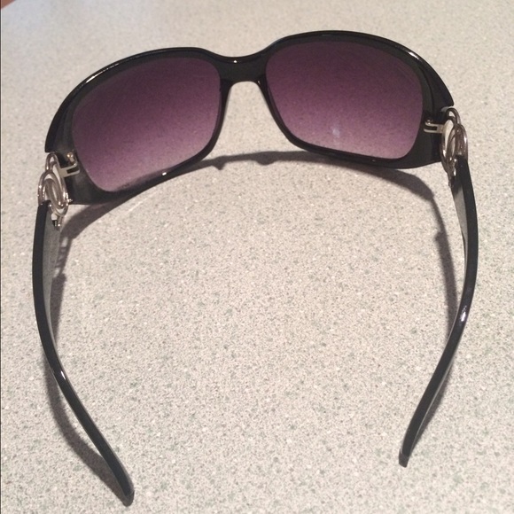 Sunglasses - Picture 3 of 3