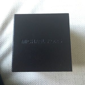 Michael Kors Watch Box