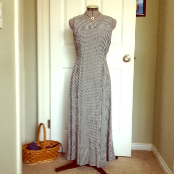 **HOST PICK** Talbots Maxi Dress