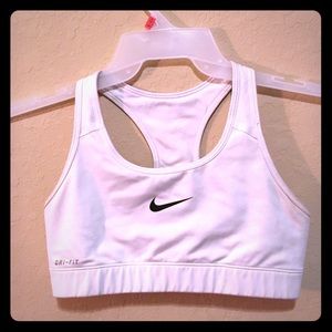 Nike Dri-fit Sports bra✨