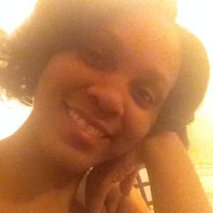 Meet your Posher, Kira