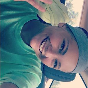 Meet your Posher, Mackenzie