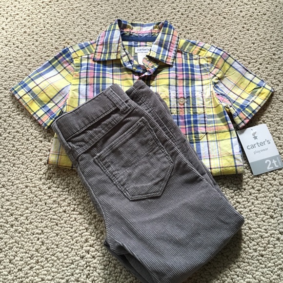 Carters- NWT short sleeved button down, 2T