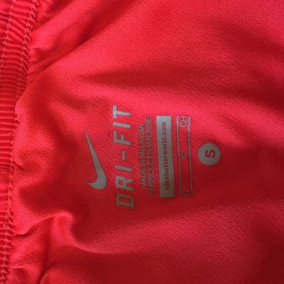 Nike shorts - Picture 3 of 3